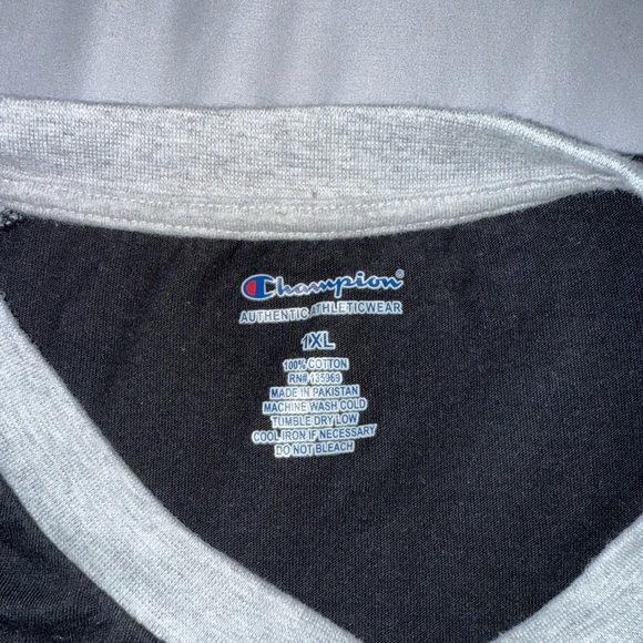 Champion Black and Gray Men’s T-Shirt Size 1X - Picture 3 of 3